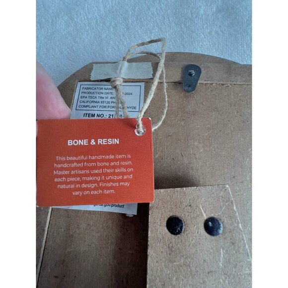 NWT Handcrafted Bone & Resin Blue White Photo Frame Stripe 5 x 7 Vertical Oval - Picture 6 of 10